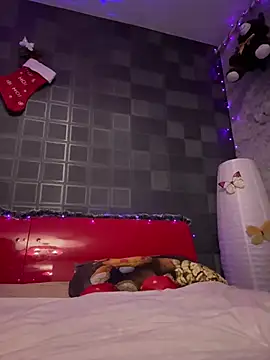 Snapshot of YreneRay chatting on December 26, 2024, 10:37 am YreneRay online show from December 26, 2024, 10:37 am