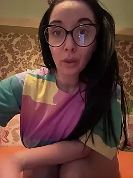 Snapshot of YreneRay chatting on January 20, 2025, 8:19 am YreneRay online show from January 20, 2025, 8:19 am