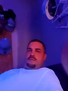 Snapshot of Jewfish420 chatting on December 5, 2024, 6:00 pm Jewfish420 online show from December 5, 2024, 6:00 pm