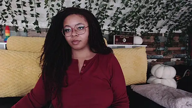 -khayaparker online show from February 12, 2025, 1:41 am