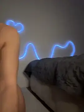 OIivia online show from January 30, 2025, 7:15 pm