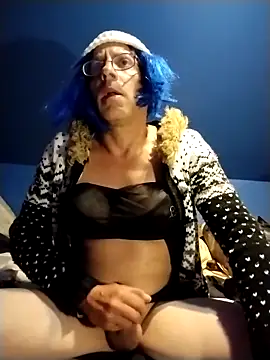 Snapshot of MirthildaVenza chatting on October 12, 2025, 7:07 am MirthildaVenza online show from October 12, 2025, 7:07 am