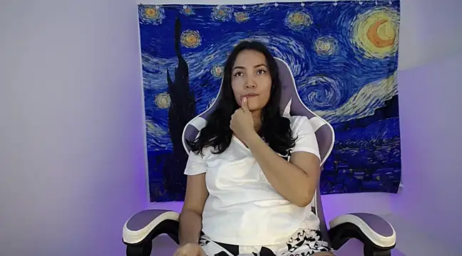 cutie and slutty online show from March 15, 2025, 10:44 pm