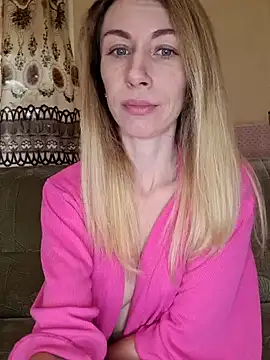 MissisMilk online show from February 17, 2025, 10:07 am