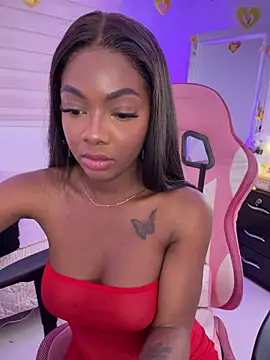Snapshot of Vane_Rossee chatting on May 3, 2026, 10:05 pm Vane Rossee online show from May 3, 2026, 10:05 pm