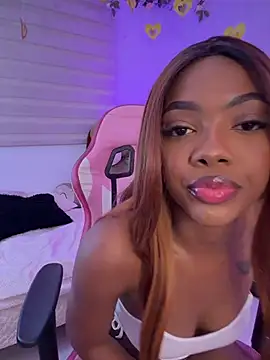 Snapshot of Vane_Rossee chatting on May 23, 2026, 11:53 pm Vane Rossee online show from May 23, 2026, 11:53 pm
