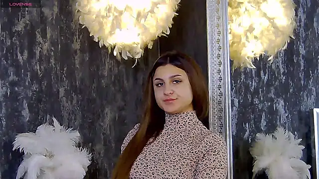 Snapshot of NicolePlay chatting on January 18, 2025, 5:52 am NicolePlay online show from January 18, 2025, 5:52 am