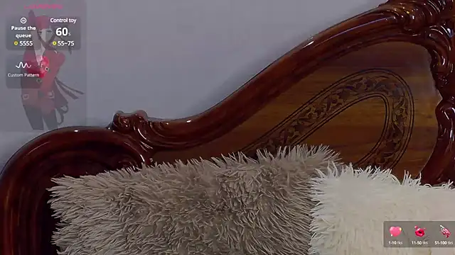 Snapshot of NicolePlay chatting on March 12, 2025, 6:40 am NicolePlay online show from March 12, 2025, 6:40 am