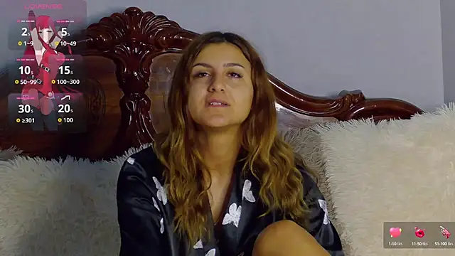 Snapshot of NicolePlay chatting on September 26, 2025, 5:00 am NicolePlay online show from September 26, 2025, 5:00 am