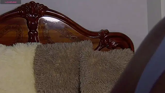 Snapshot of NicolePlay chatting on December 15, 2025, 7:23 am NicolePlay online show from December 15, 2025, 7:23 am