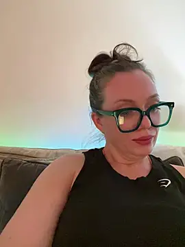 FemDom RubyKnightXXO online show from July 27, 2026, 1:40 pm