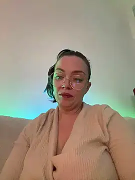FemDom RubyKnightXXO online show from July 28, 2026, 8:23 pm