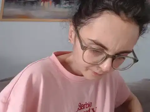 cleophee online show from February 28, 2025, 12:20 pm