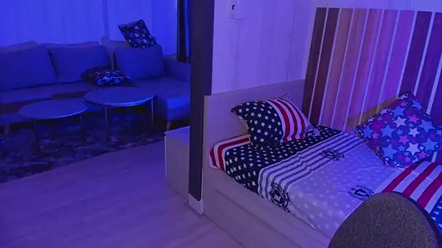 Dora Banks online show from January 17, 2025, 3:23 am