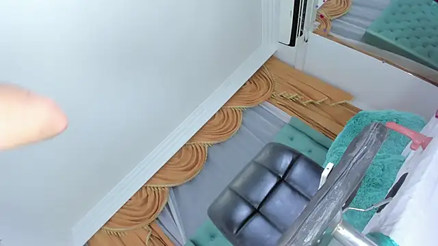 Tamara 18 online show from December 21, 2024, 6:19 am