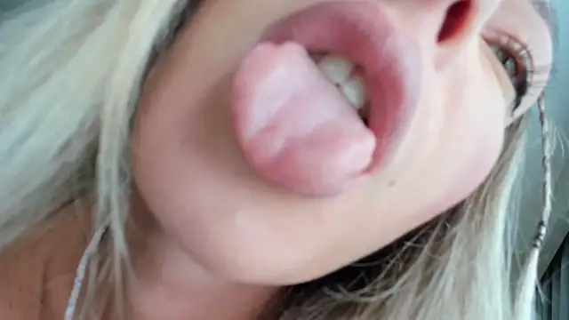 StarryHanna online show from September 13, 2025, 12:05 pm