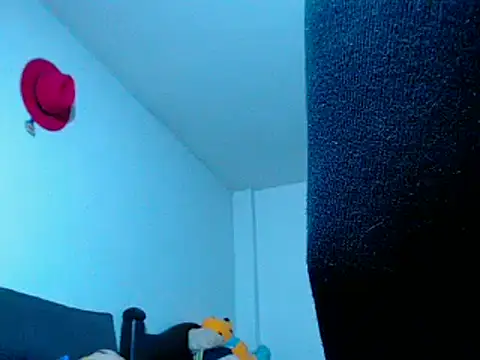 Snapshot of MARIANAWEED chatting on October 15, 2025, 2:22 am MARIANAWEED online show from October 15, 2025, 2:22 am