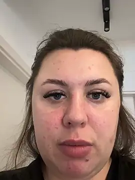Snapshot of Sara_Slow chatting on July 19, 2026, 4:22 pm Sara Slow online show from July 19, 2026, 4:22 pm