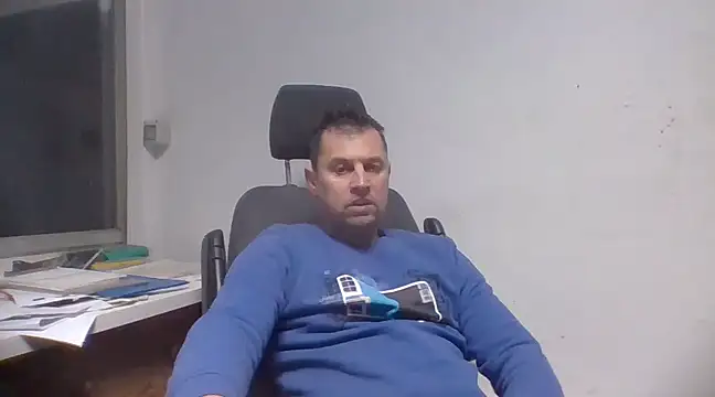 rabyto2 online show from March 2, 2025, 4:42 pm