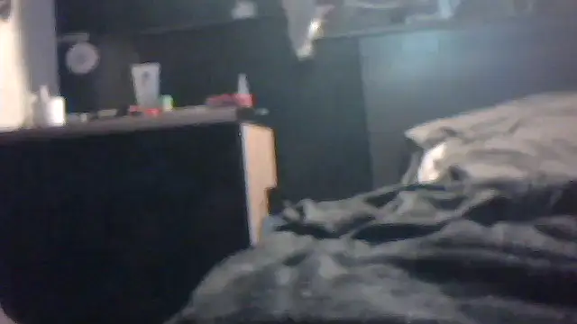 Snapshot of Slutviki69 chatting on October 31, 2025, 10:44 pm Slutviki69 online show from October 31, 2025, 10:44 pm