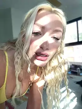 SerenaCloud online show from December 13, 2024, 7:53 pm