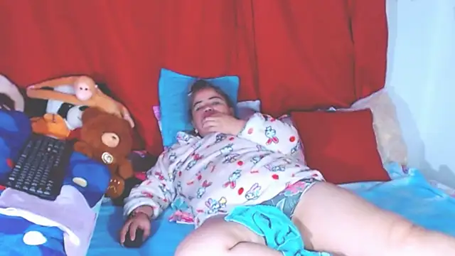 Snapshot of estrellita_fugaz16x chatting on November 5, 2025, 3:17 am estrellita fugaz16x online show from November 5, 2025, 3:17 am