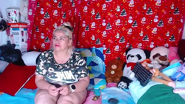 estrellita fugaz16x online show from April 3, 2026, 3:48 am