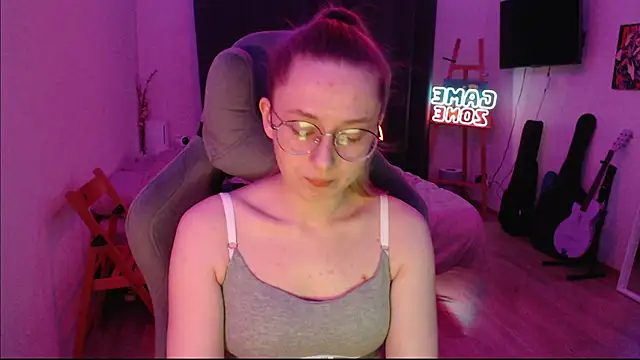 AnabelFrel online show from February 27, 2025, 1:05 am