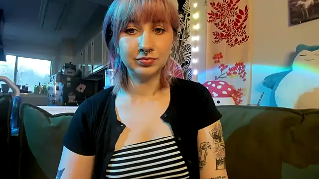 Snapshot of LedaBun chatting on February 27, 2026, 11:16 pm LedaBun online show from February 27, 2026, 11:16 pm