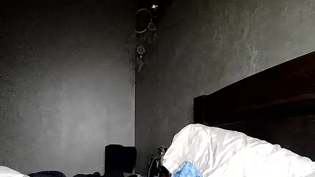 JulianaGold1 online show from March 16, 2026, 8:24 pm