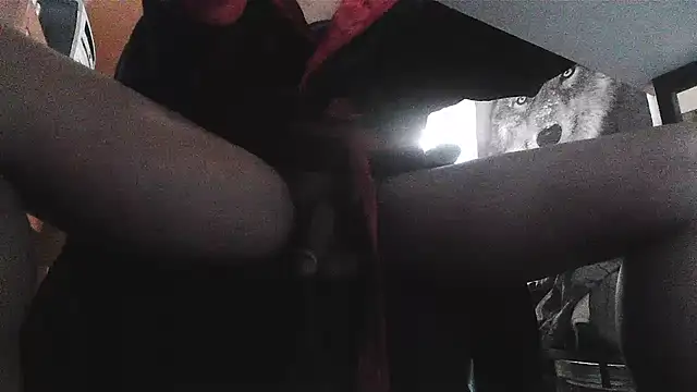 Snapshot of CountryStrings chatting on November 22, 2025, 3:22 pm CountryStrings online show from November 22, 2025, 3:22 pm