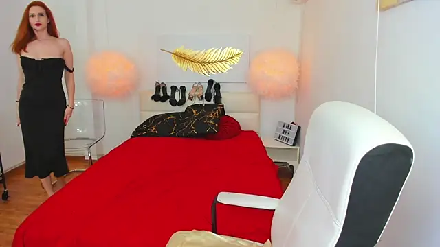 Red Fairy  online show from May 10, 2026, 6:29 am