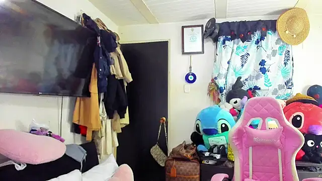 Lawrncesofiets online show from March 19, 2025, 7:27 pm