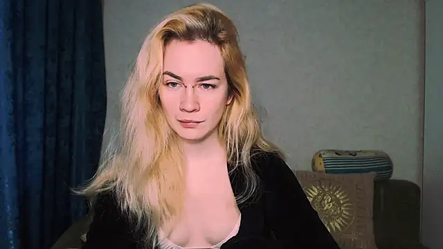 Snapshot of xxxcharismaaa chatting on December 13, 2024, 6:31 am xxxcharismaaa online show from December 13, 2024, 6:31 am