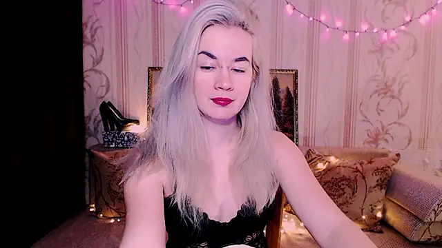 xxxcharismaaa online show from February 24, 2026, 10:08 pm