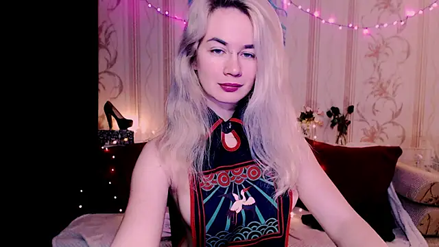 xxxcharismaaa online show from April 9, 2026, 1:38 am