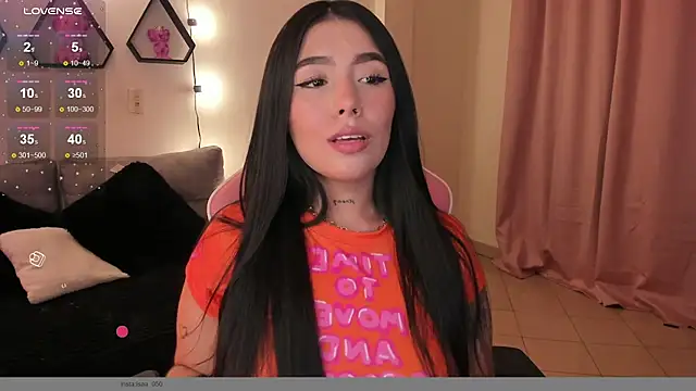 shantall vidales  online show from February 10, 2025, 6:42 am