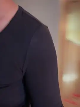 Snapshot of MaiseKnox chatting on September 14, 2025, 7:02 pm MaiseKnox online show from September 14, 2025, 7:02 pm