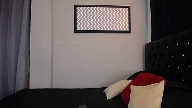 loveyouzahara2020 online show from February 6, 2026, 11:30 pm