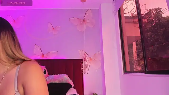 Vivi prinncess online show from September 19, 2025, 9:37 pm