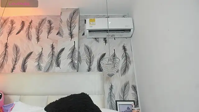 Vivi prinncess online show from September 22, 2025, 10:12 pm