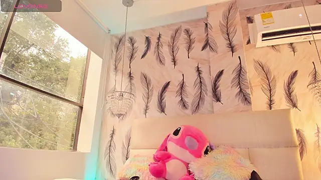 Vivi prinncess online show from February 21, 2026, 9:49 pm