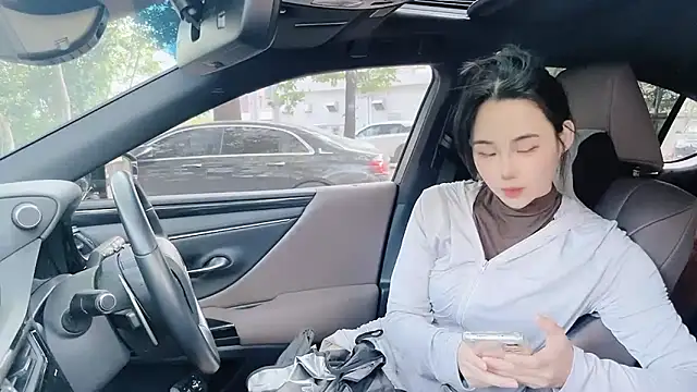 Snapshot of orla2021 chatting on December 2, 2024, 1:03 am orla2021 online show from December 2, 2024, 1:03 am