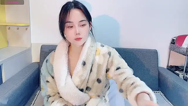 Snapshot of orla2021 chatting on December 30, 2024, 12:31 pm orla2021 online show from December 30, 2024, 12:31 pm