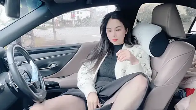 Snapshot of orla2021 chatting on October 21, 2025, 2:01 am orla2021 online show from October 21, 2025, 2:01 am