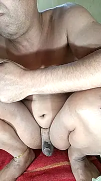 Snapshot of tslovetoys5 chatting on January 11, 2026, 2:05 am tslovetoys5 online show from January 11, 2026, 2:05 am