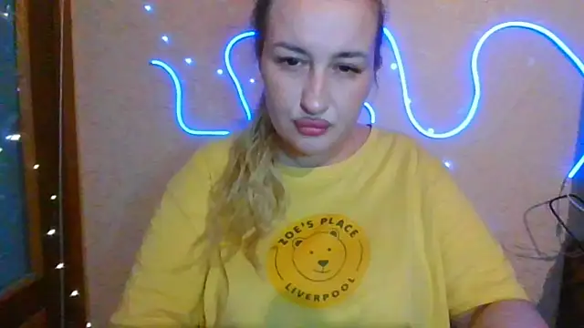 Snapshot of Mandy_Belcher chatting on July 7, 2026, 4:55 pm Mandy Belcher online show from July 7, 2026, 4:55 pm