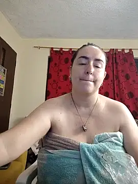Snapshot of rosahills chatting on April 28, 2026, 6:18 am rosahills online show from April 28, 2026, 6:18 am