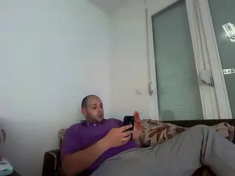 Flakka95 online show from February 1, 2026, 5:17 am