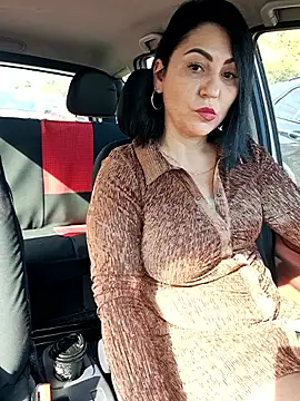 charrlote love online show from April 6, 2026, 1:23 pm